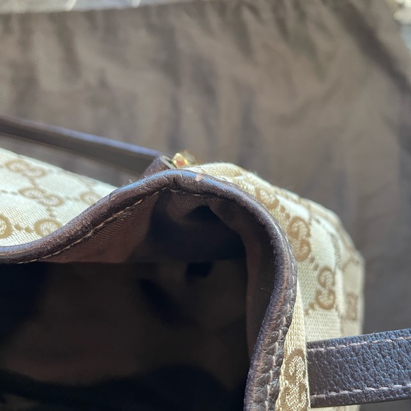 Gucci Medium Canvas Abbey Purse - Picture 15 of 16